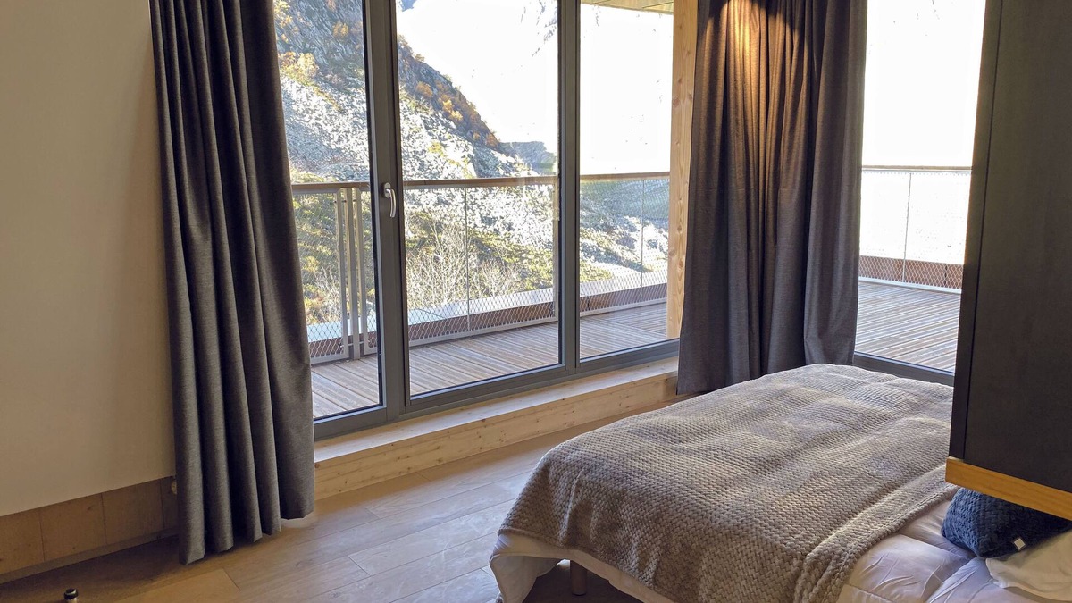 Piau Engaly Condo | T3 + cabine aux pieds pistes, près du centre + vue