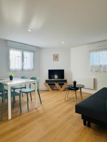 Roseraie Apartment | T3 Chaleureux tout confort bien équipé
