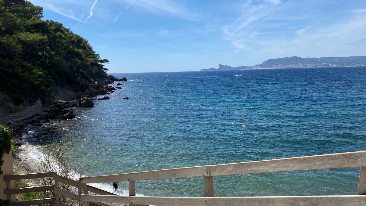 La Madrague Apartment | T3 Climatisé Avec vue Magnifique sur Mer, Piscine, Wifi
