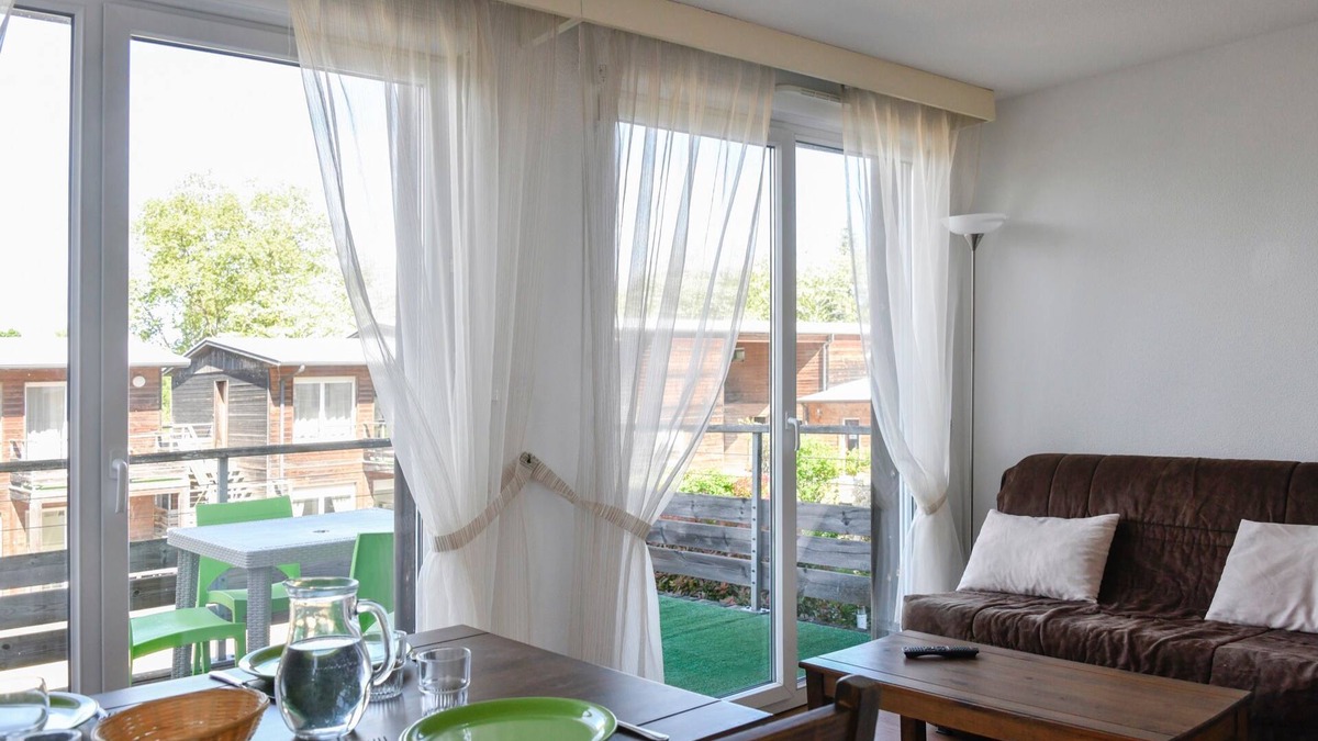Montreal Condo | T3 duplex familial avec terrasse | Piscine