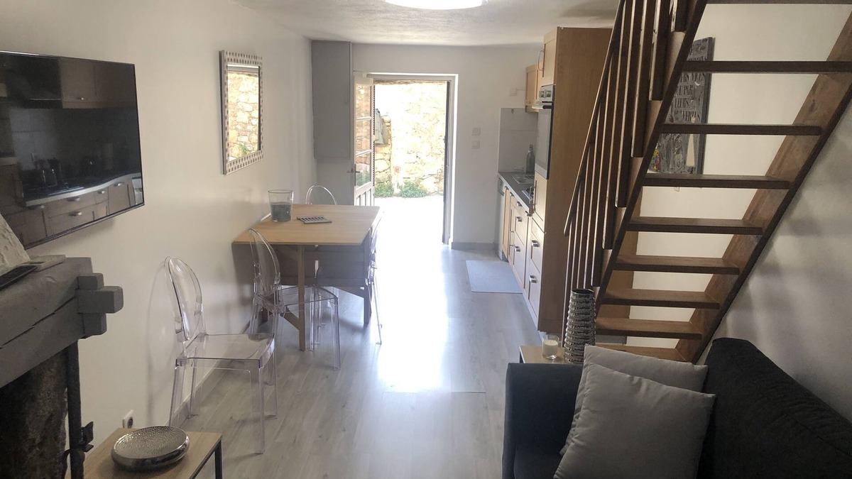 Piana Apartment | T3 duplex in the heart of Piana