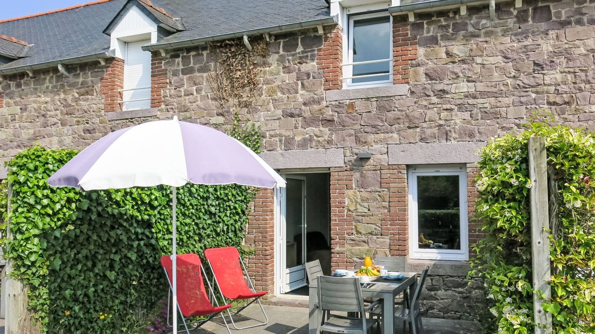 Pleherel-Plage-Vieux-Bourg House | T3-Résidence La Carquois by Interhome