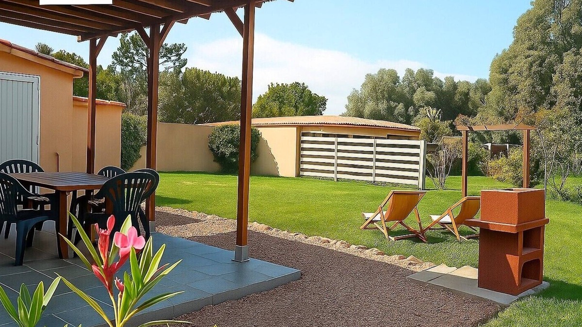 Arca House | T3 villa les oliviers with garden, air conditioning, wifi and barbecue