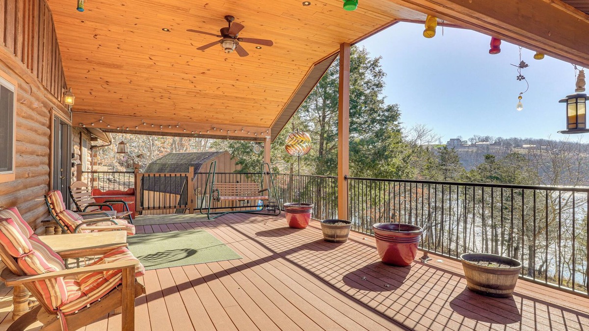 Shell Knob Cabin | Table Rock Lake Cabin w/Waterfront Views!