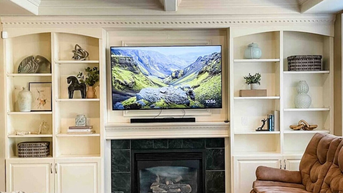 Lakewood Apartment | Tacoma Retreat- Hot Tub, Fireplace & AC!
