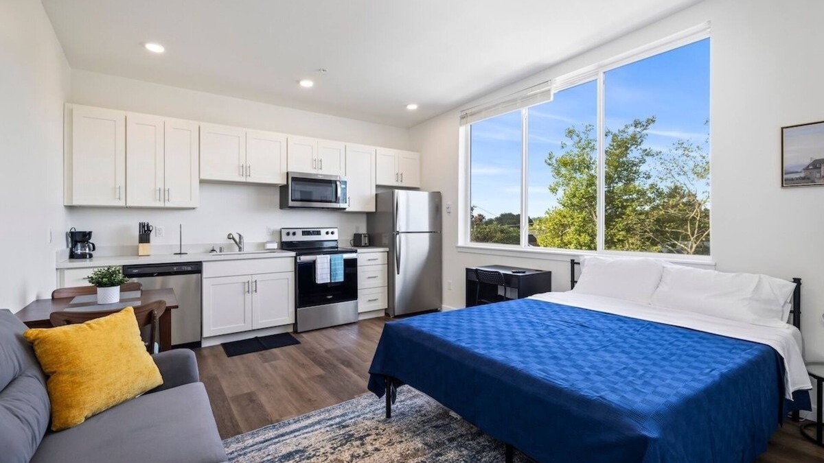 South Tacoma Apartment | Tacoma Studio Apartment near Military Bases