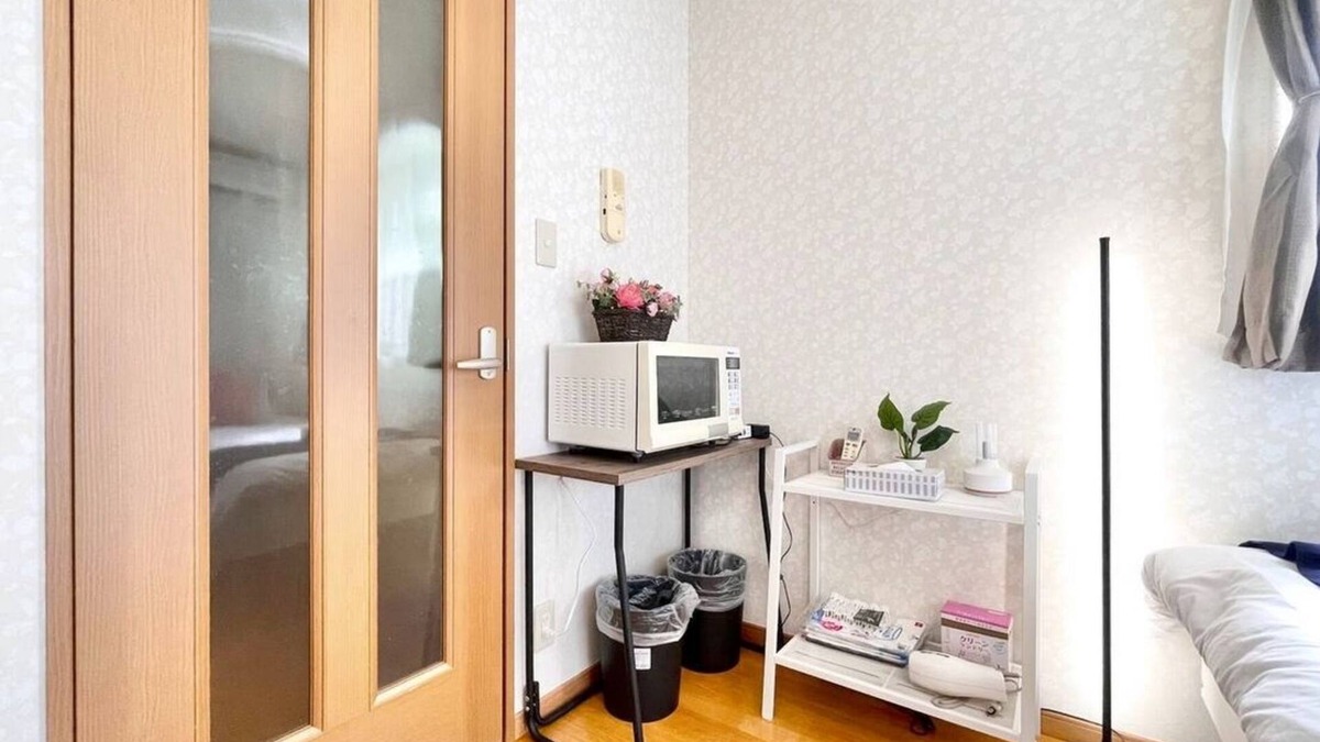 Okubo Apartment | Takadanobaba 302, centrally located in Shinjuku-ku.