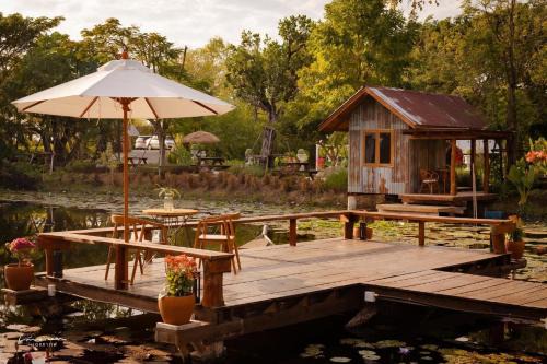 In Buri House | TakFha Café & Resort