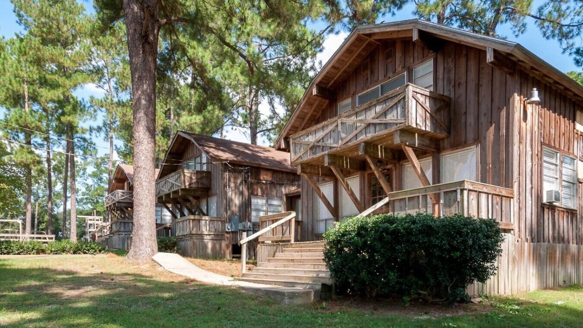 Woden Cabin | Tall Timbers Retreat All 5 Cabins & Dining Lodge