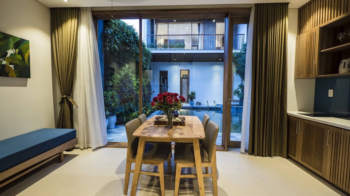 An Hai Đong Hotel | Tam House Pool View Room, Ground Floor, Breakfast, Pool, Kitchen