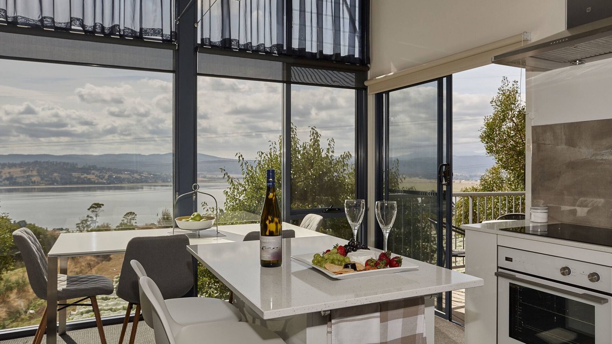 Grindelwald Hotel | Tamar River Apartments