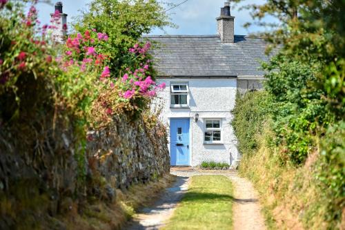 Llanengan House | Tan-Y-Fynwent