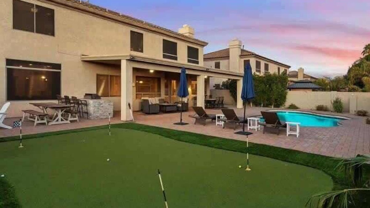 Arabian Views House | Tangerine Sky | Private Pool & Pet Friendly!