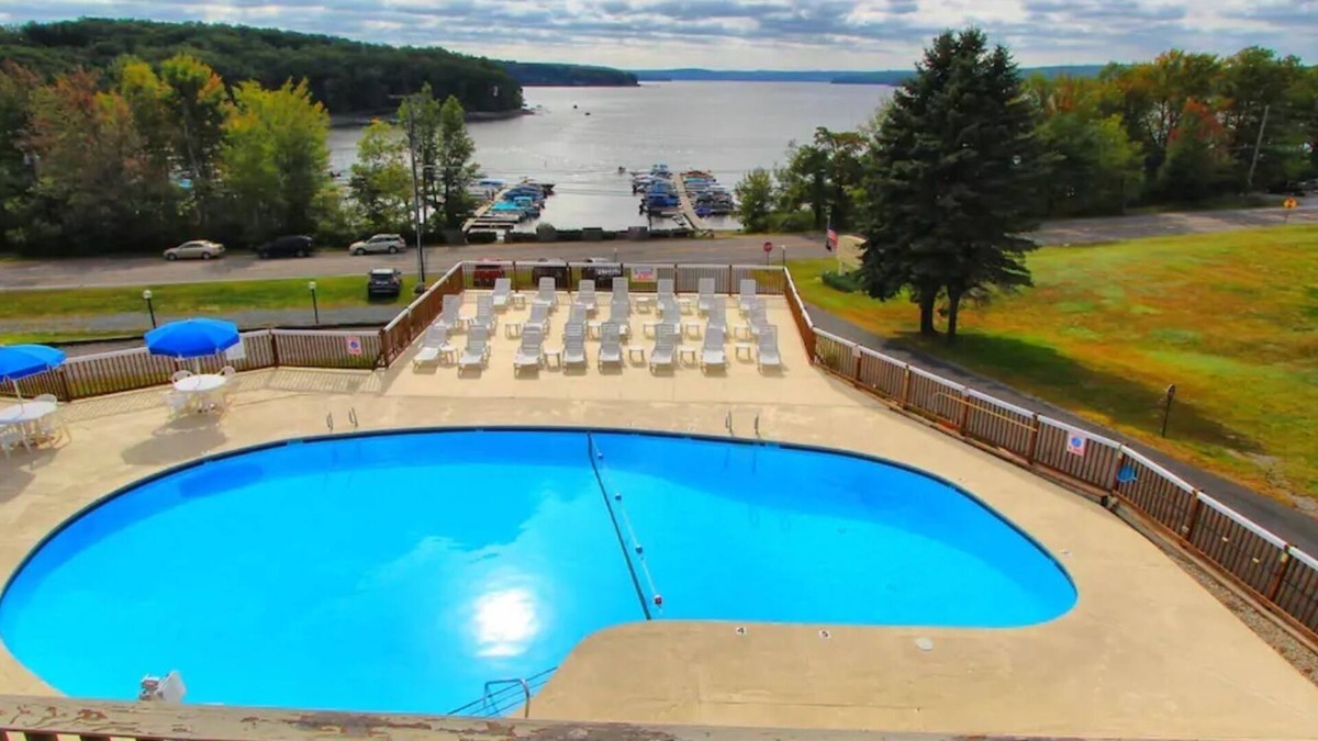 Tafton Condo | Tanglwood Resort - 1BR/1BA - Right Next to Beautiful Lake Wallenpaupack