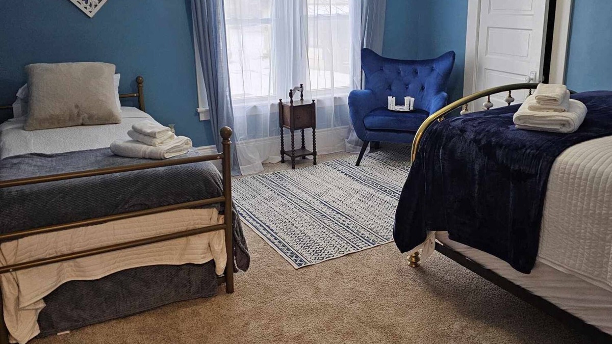 Doyet House | Tappan Inn, Tap-Inn When you're ready to tap-out! In the heart of Baldwinsville