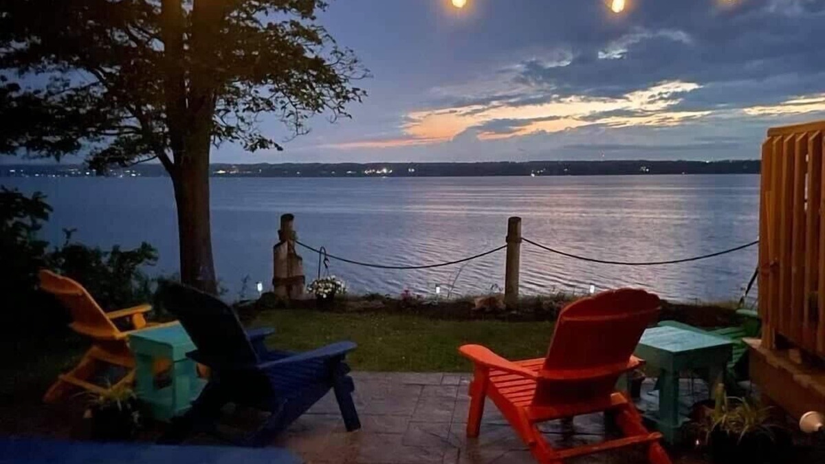 Geneva House | Taste of Serenity Wine Trl, Sunsets, Private Beach/Dock/Romantic views!