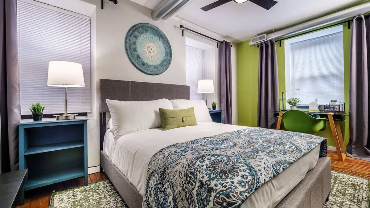 Old City Apartment | Tasteful 1 Bedroom Apt in Historic Old City