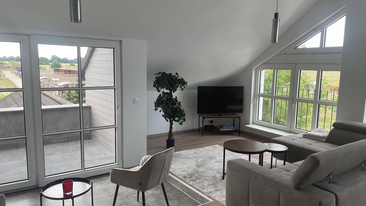 Oberhavel Apartment | Tasteful apartment with loft character on the outskirts of Berlin