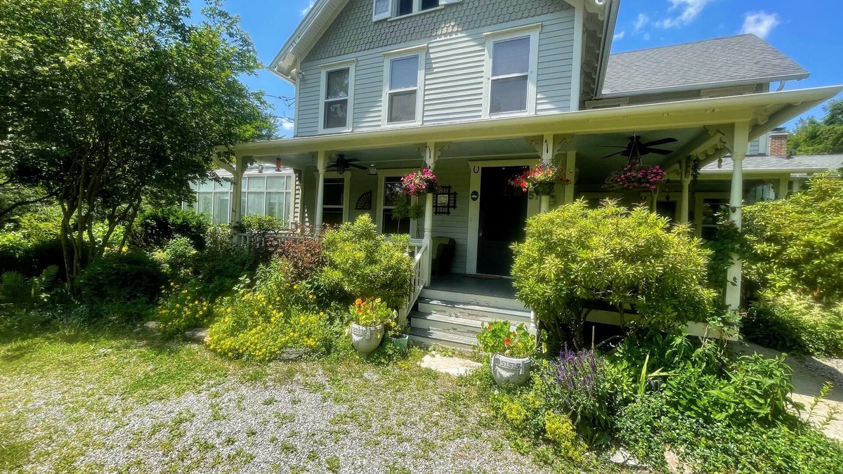 Housatonic Other | Tastefully Restored Berkshire Farmhouse Available October 15th - 31st 2024