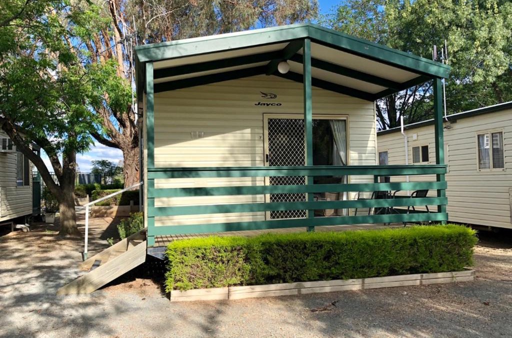 Tatura Hotel | Tatura Cabin & Caravan Park