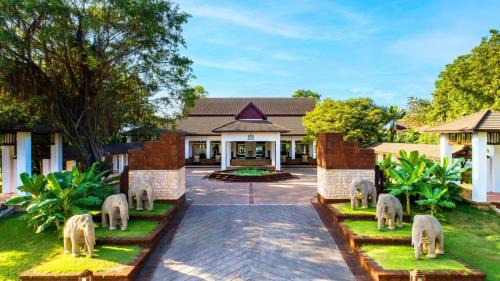 Tha Tum Resort | Tawa Ravadee Resort Prachinburi, a member of WorldHotels Distinctive