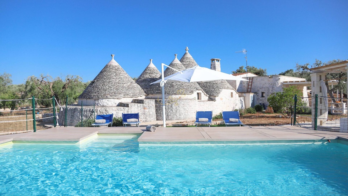 Triggianello House | TD Trulli Albapetra Pool & Olive Trees