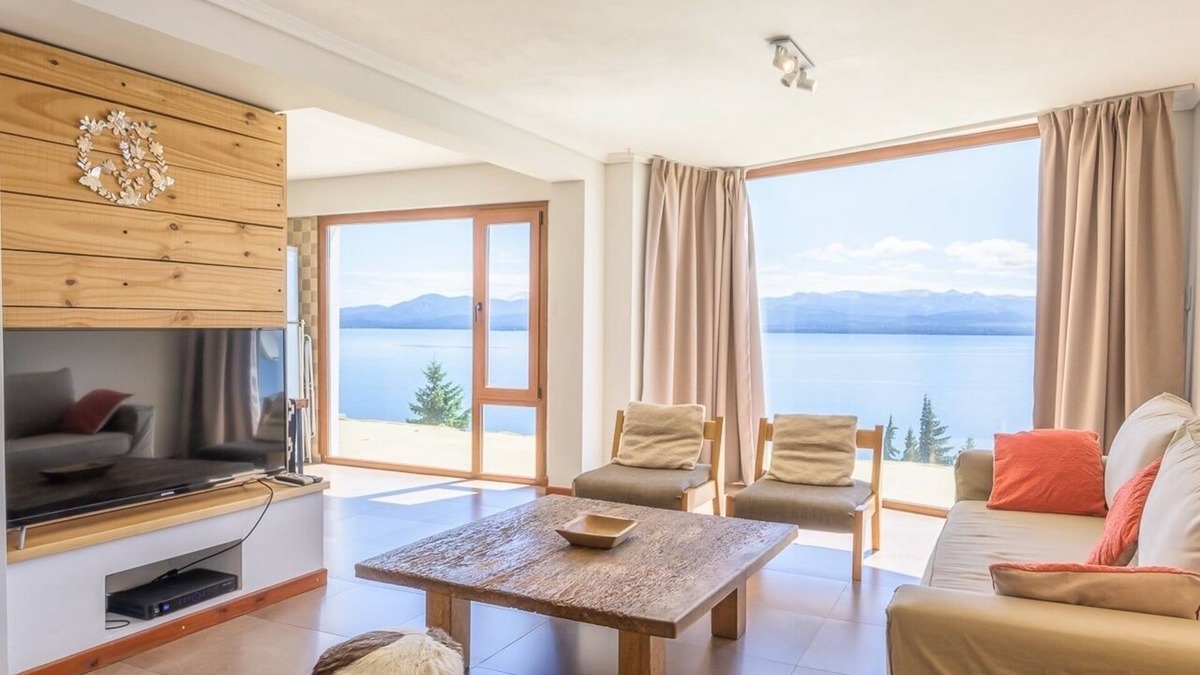 Belgrano Apartment | TD7 - Stunnning 3/4 Beddroom Apartment Incredible Lake Views Garden and Jacuzzi