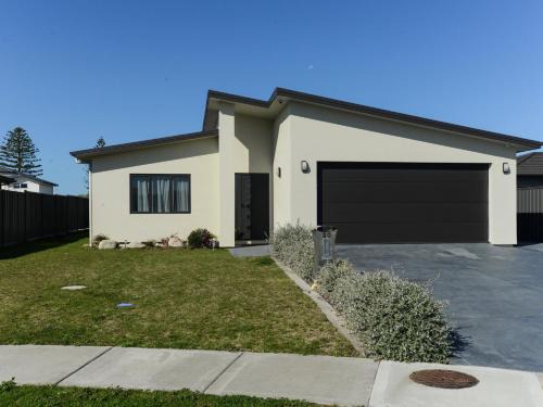 Napier House | Te Awa Napier Treasure - Napier Holiday Home