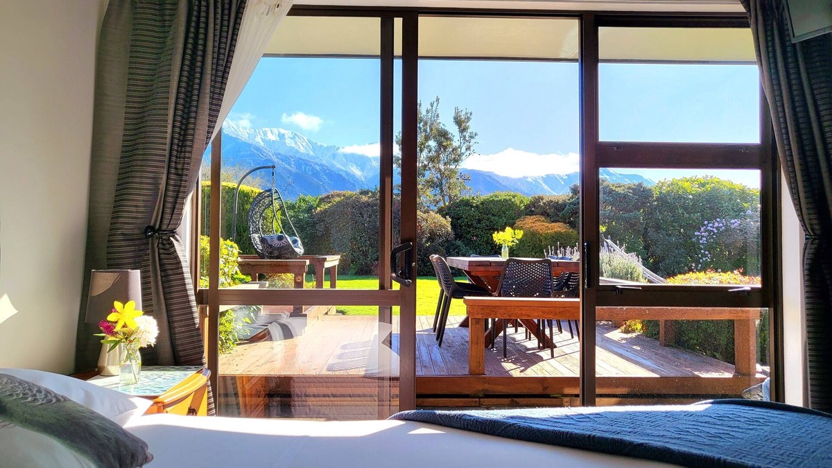 Kaikoura Bed & Breakfast | Te Mahuru Retreat