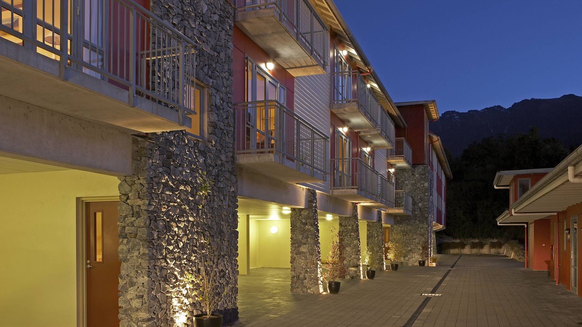 Fox Glacier Cabin | Te Weheka Hotel Fox Glacier