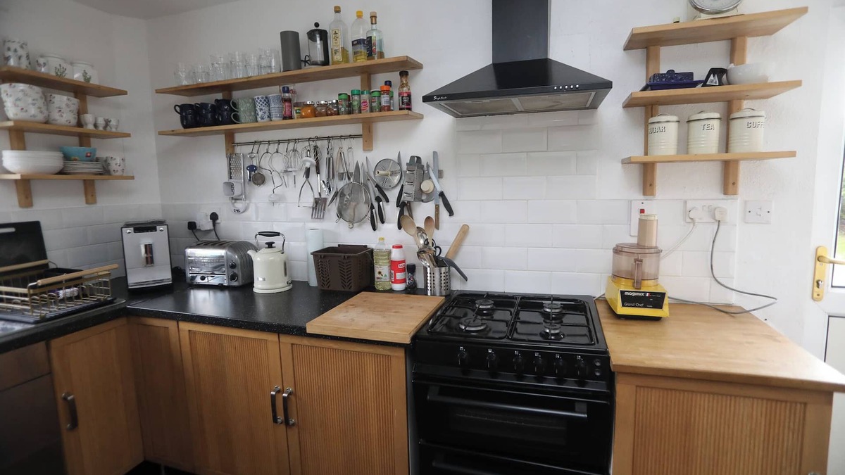 Glencolmcille House | Teach Bráid, Glencolmcille, Co. Donegal