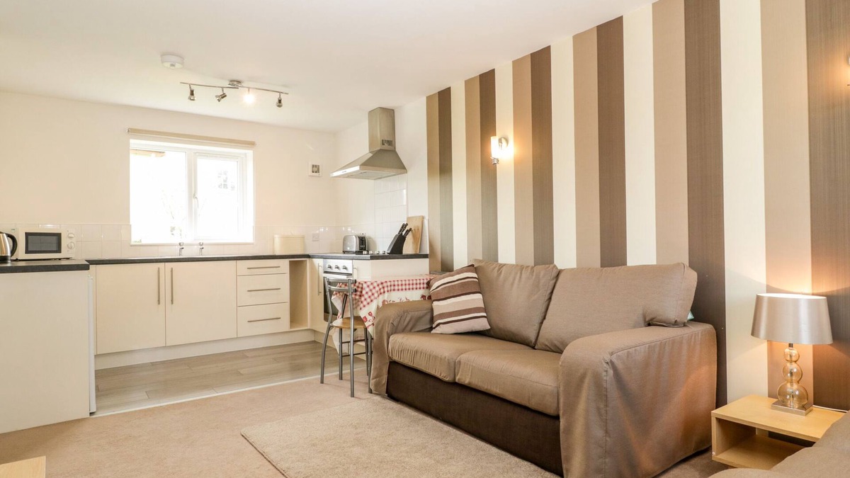 Highbridge Cottage | Teal