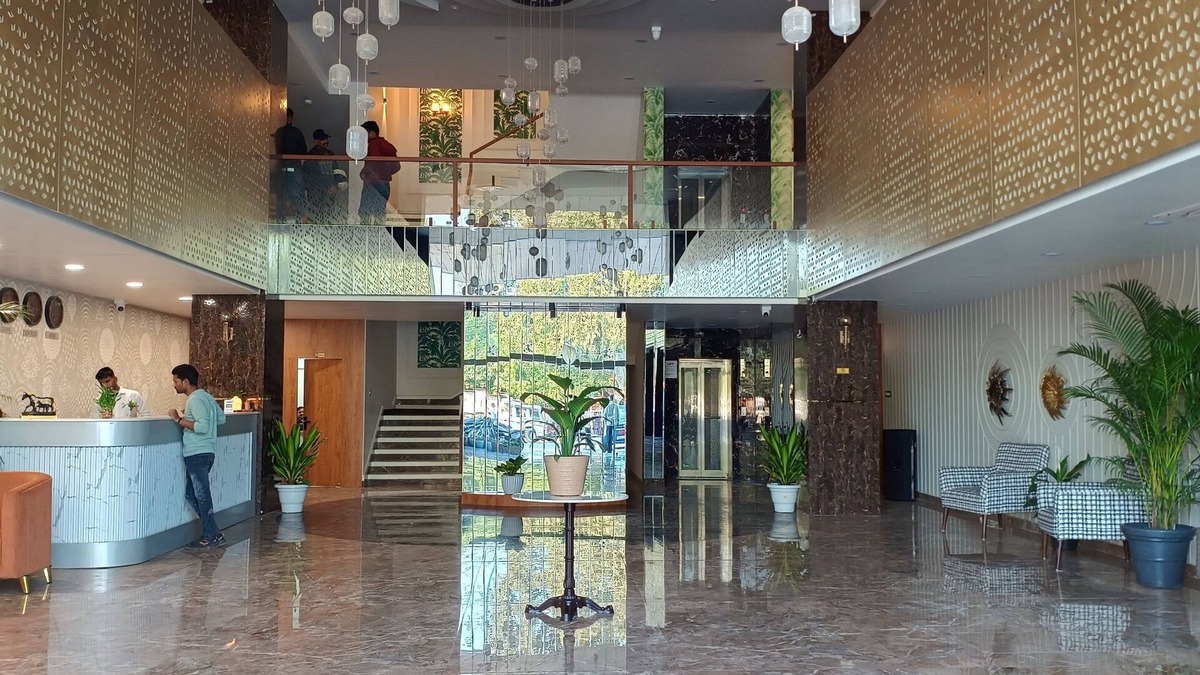 Tikamgarh Hotel | Tej Hotel & Restaurant