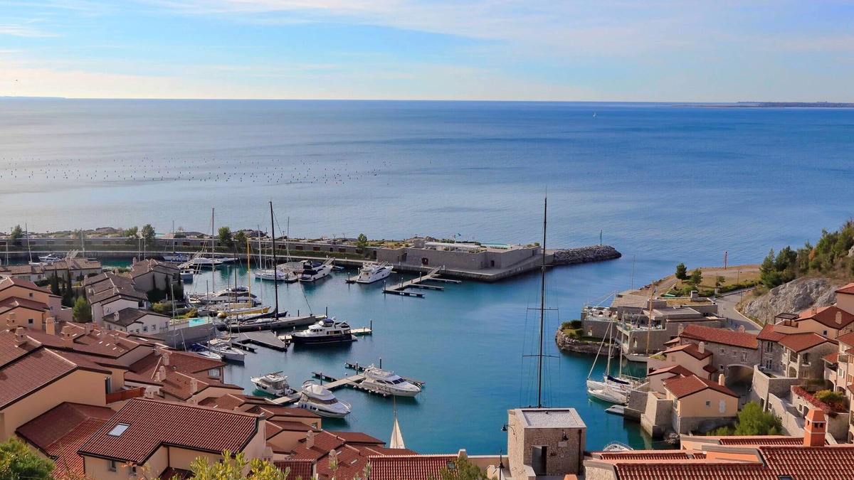 Portopiccolo Apartment | Telgatino - with beach included