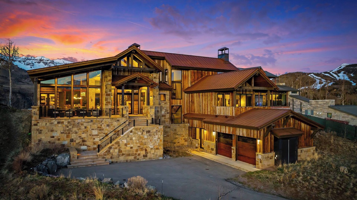 Timber Ridge House | Telluride Retreat/Hot Tub Fire Pit Views