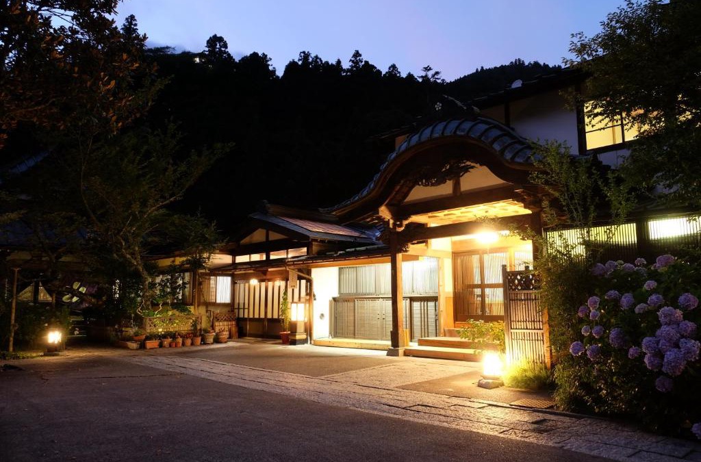 Minobu Hotel | Temple Lodging Shukubo Kakurinbo