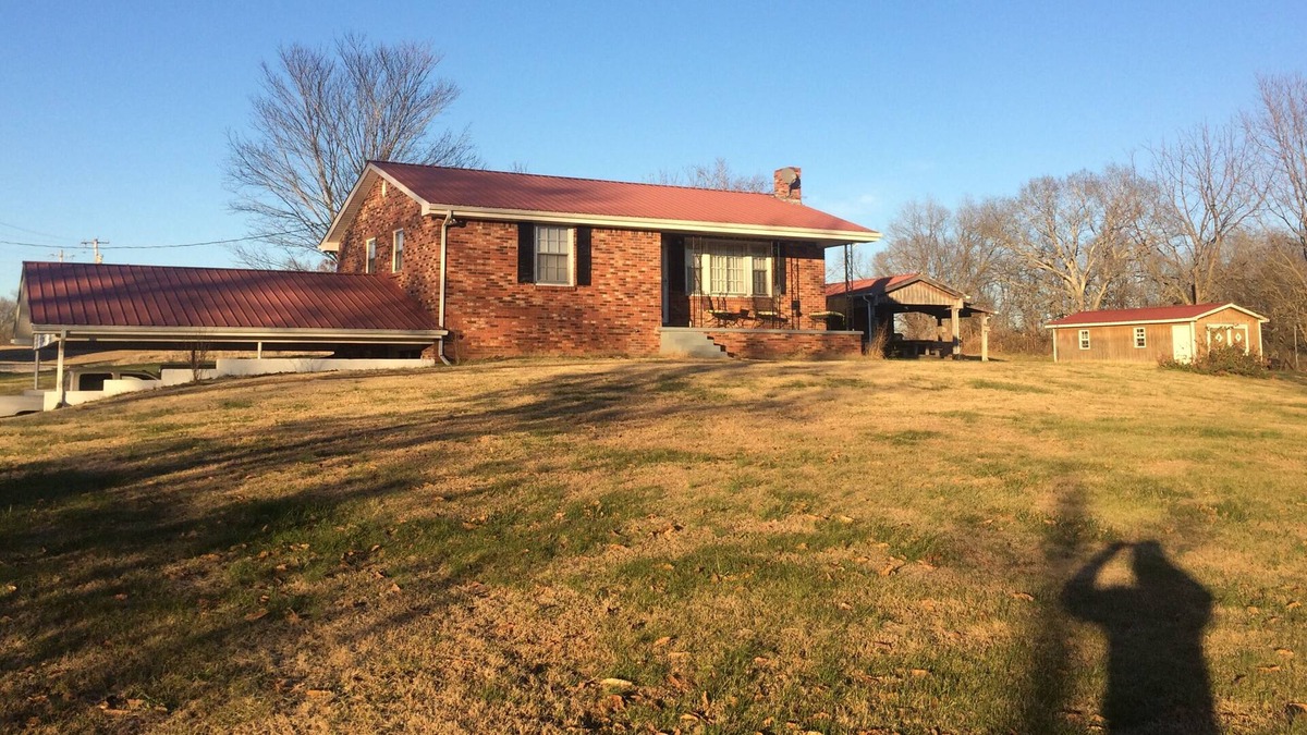 Nunnelly House | Tennessee Country Hill Top Cottage