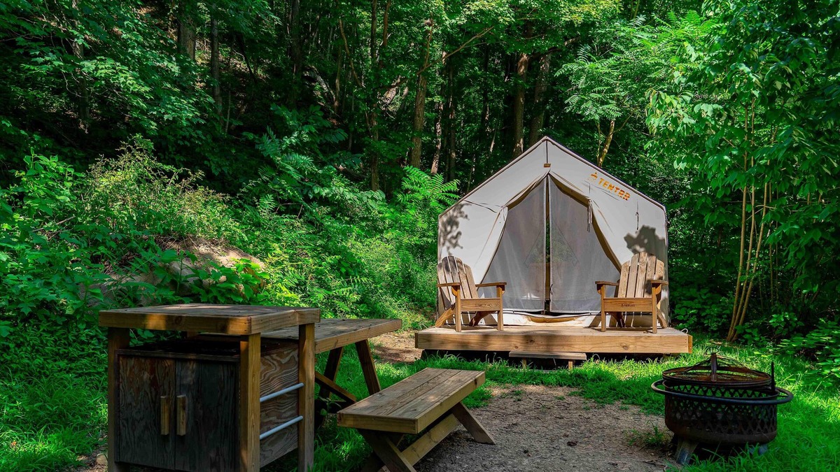 Ansted RV Rental | Tentrr State Park Site - WV Hawk's Nest State Park - Site H - Single Camp