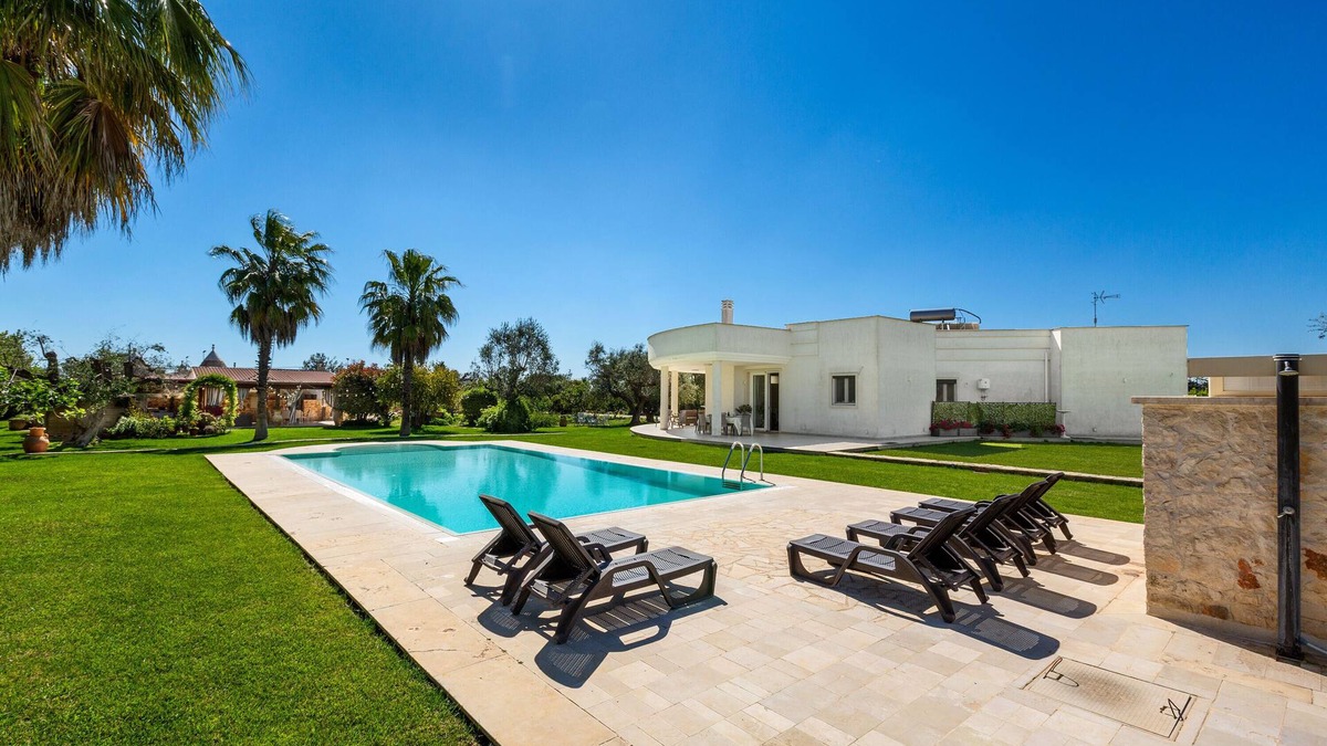 Francavilla Fontana Apartment | Tenuta Bouganville by Perle di Puglia