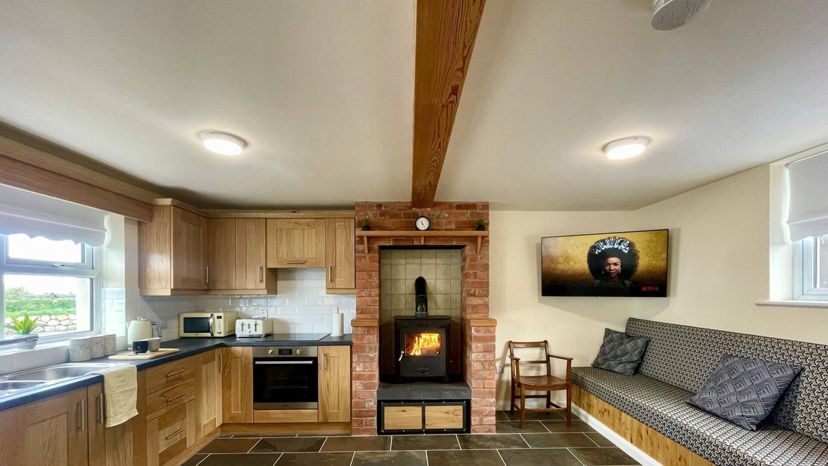 Dungiven House | Tergoland Barn, a Rustic Countryside Retreat
