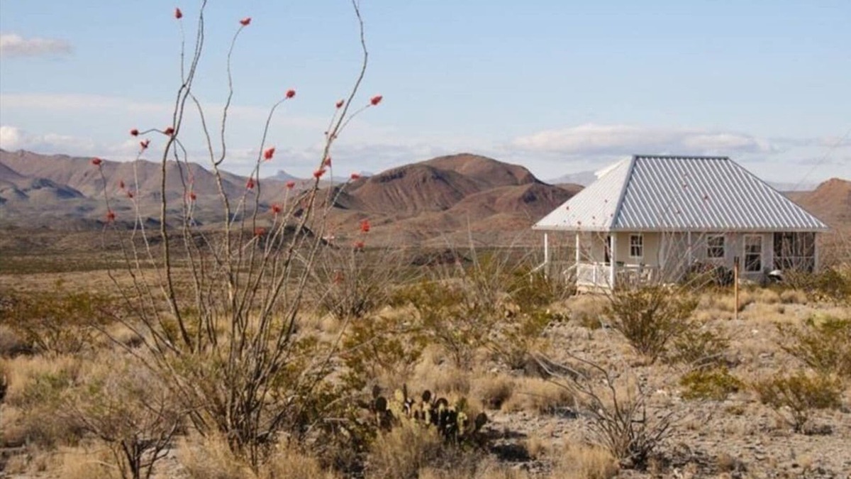 Alpine House | Terlingua Ranch Retreat: Enviro Friendly Home