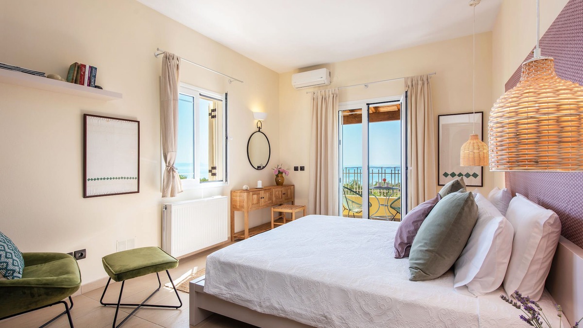 Spartylas House | Terra Rossa 2BD Holiday Home with Seaview - 3 km from Ipsos