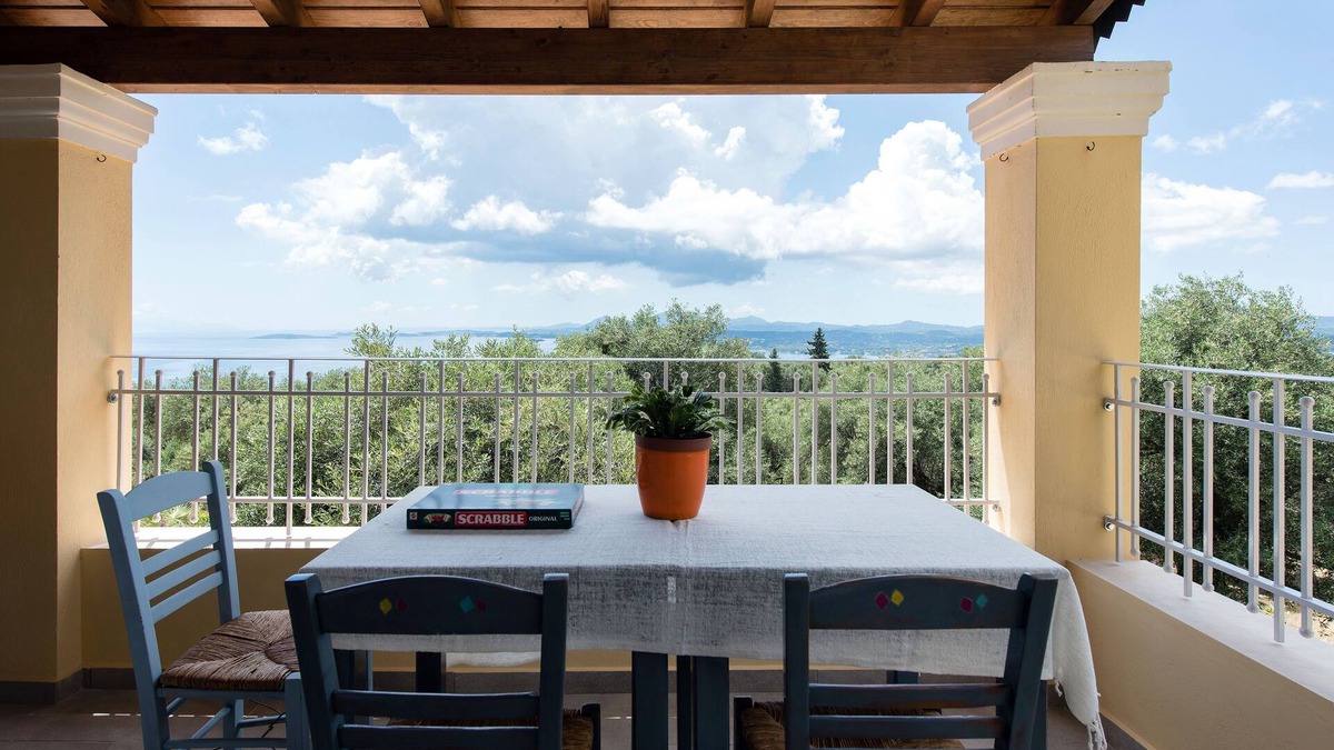 Spartylas House | Terra Rossa Holiday Home with Seaview by Konnect - 3km from Ipsos