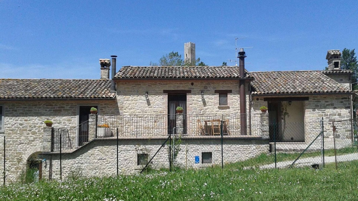 Pennabilli Apartment | Terrace Retreat in the Marche