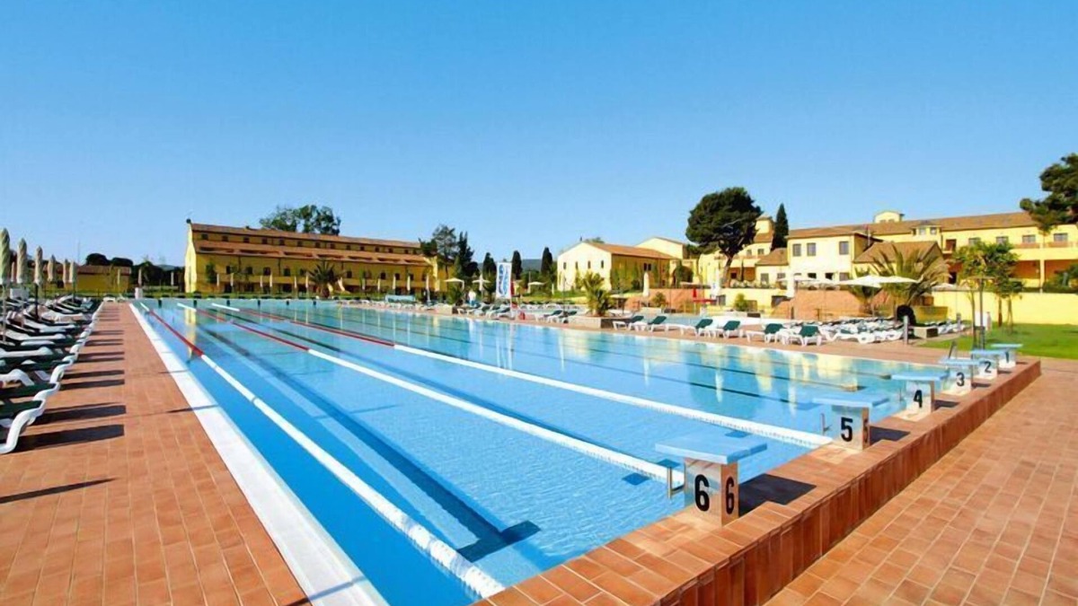 Piombino Apartment | Terrace Vibes in the Italian Sun