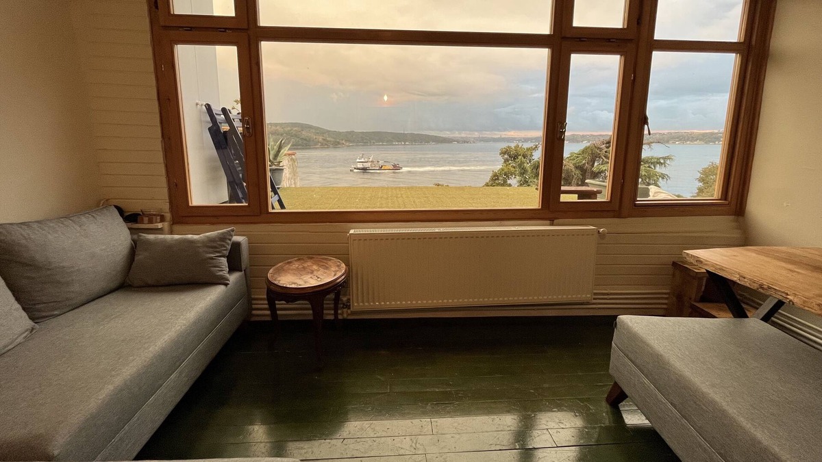 Sariyer House | Terrace with Amazing Bosphorus View