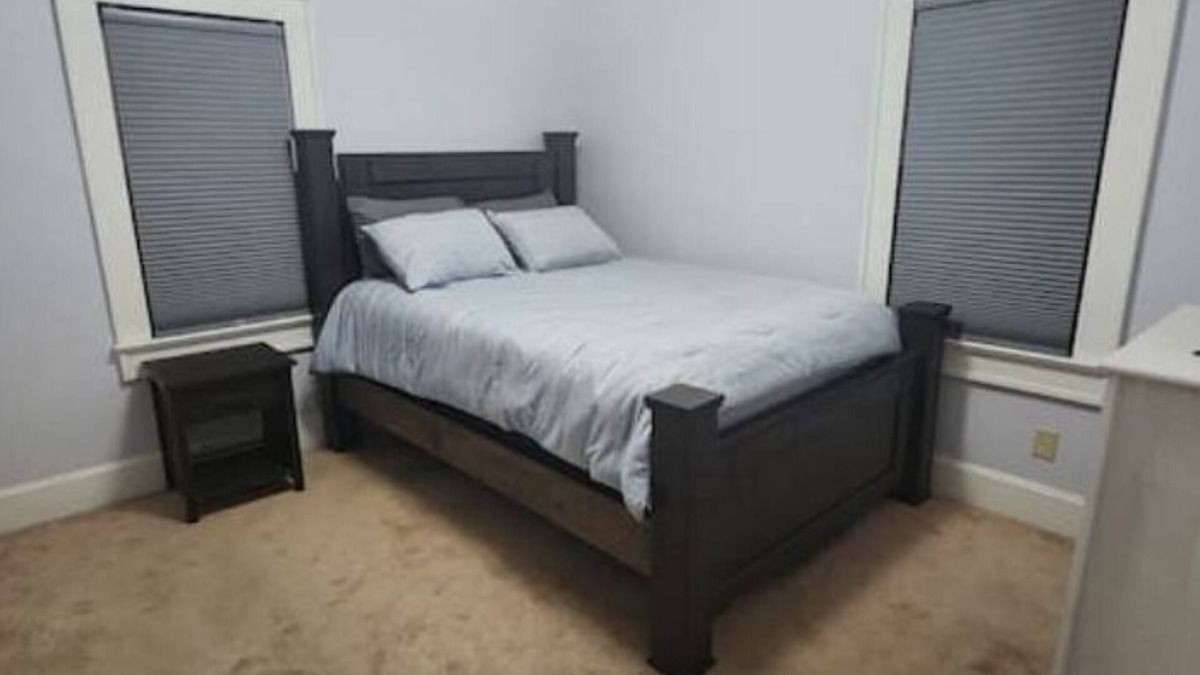 Terre Haute House | Terre Haute-Beautiful 2Bd Comfortable Stay