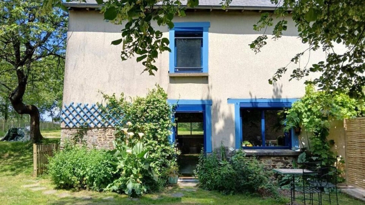 Saint-Medard-sur-Ille House | Terre Nature - Saint Medard SUR Ille