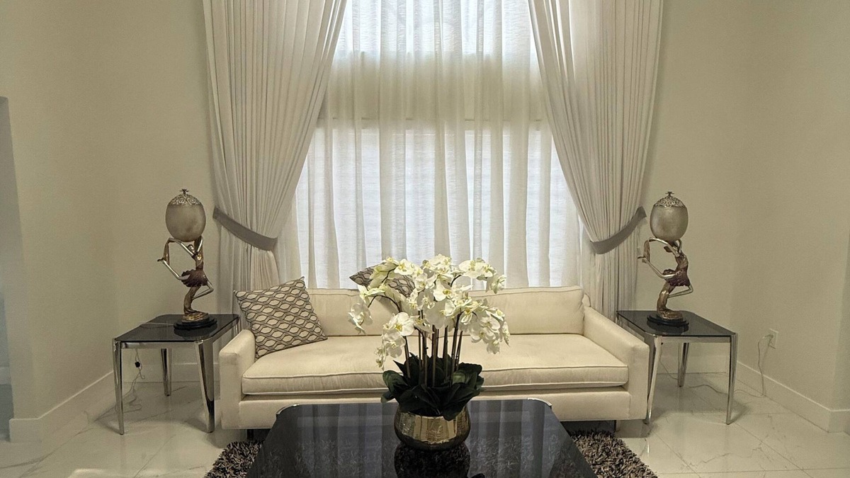 Miami Gardens House | Terrific 4-bedroom house with AC in Miami Lakes