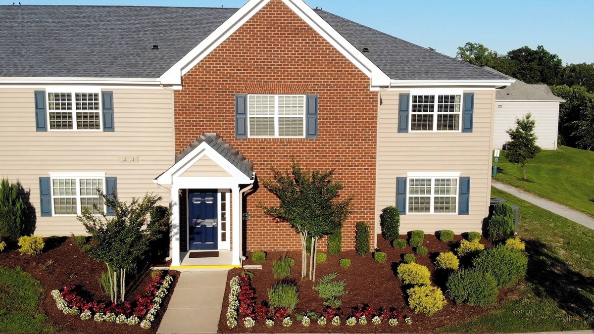 Williamsburg Condo | Terrific 4-bedroom condo in the Colonies Resort in Williamsburg, VA